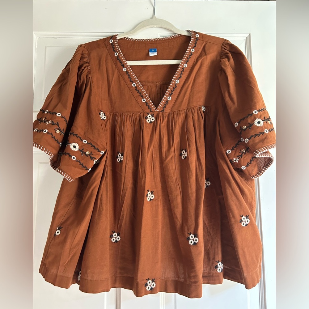 Old Navy Cotton embroidered shirt